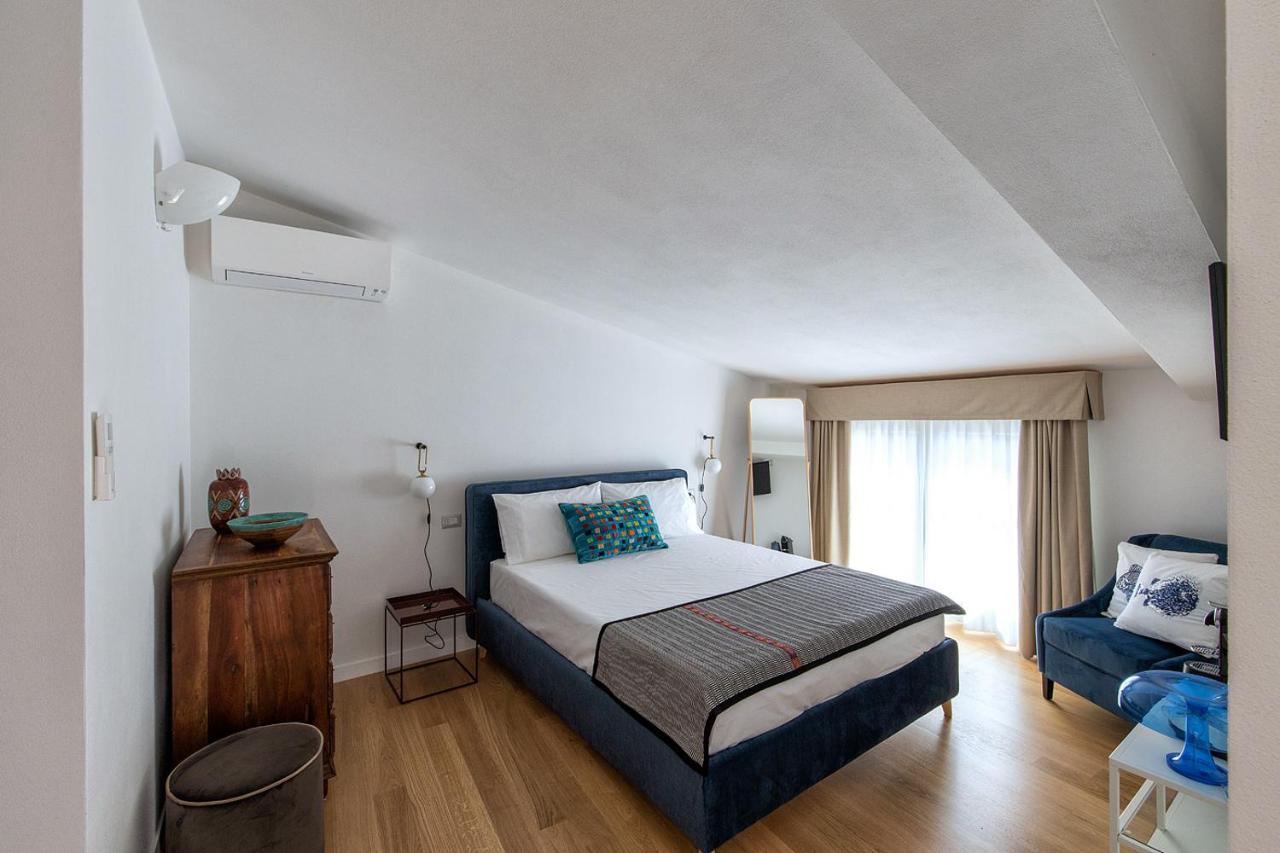 Bisu Isola Di Sant'Antioco Bed & Breakfast Exterior photo